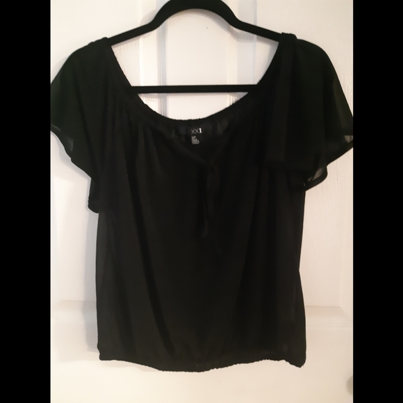 Sheer Black Top - Picture 3 of 4